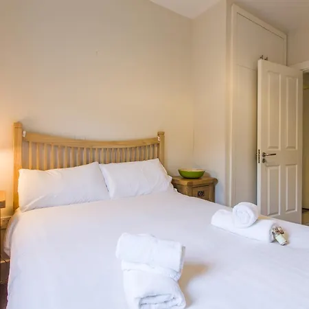 דירה The Artane Self Catering *