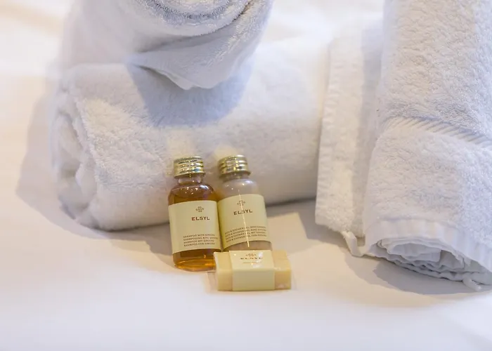 Апартаменты The Artane Self Catering *