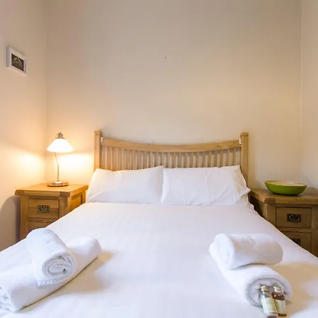 דירה The Artane Self Catering *